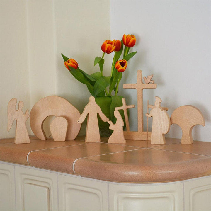 Stornfield | Wooden Easter Scene Decoration