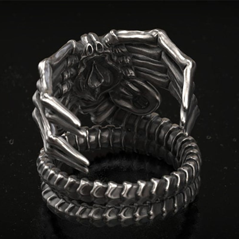 Stornfield | Alien-Facehugger-Ring