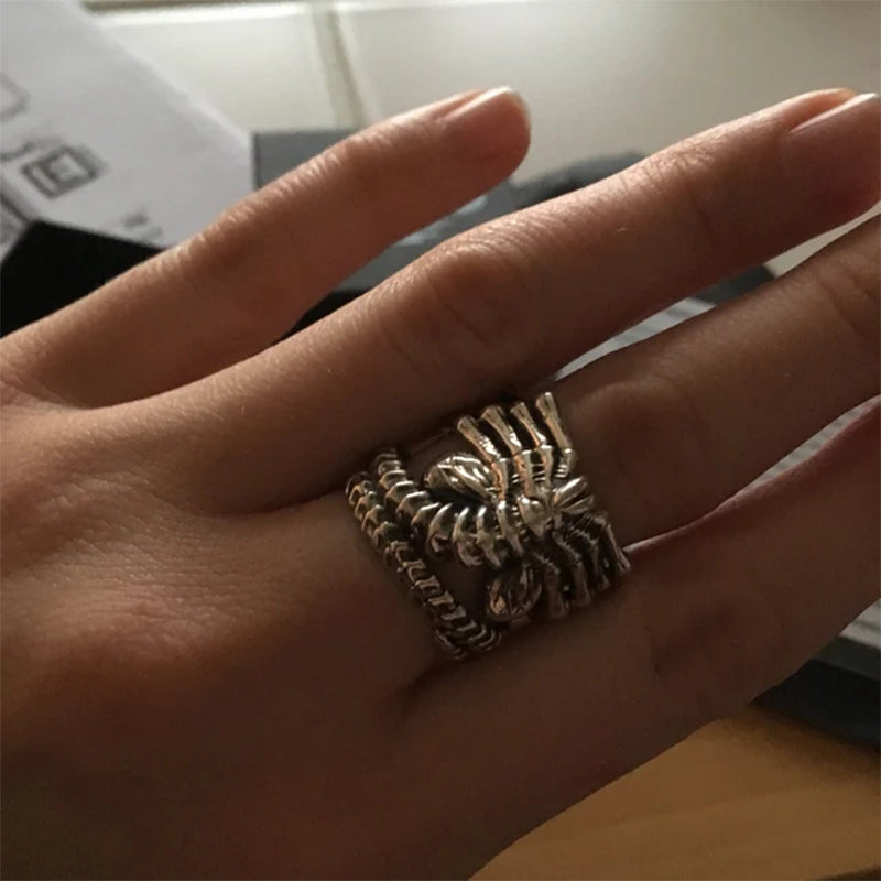 Stornfield | Alien-Facehugger-Ring