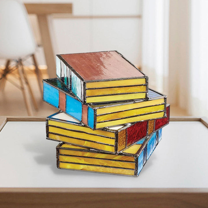 Colorful table lamp made of resin | Stornfield