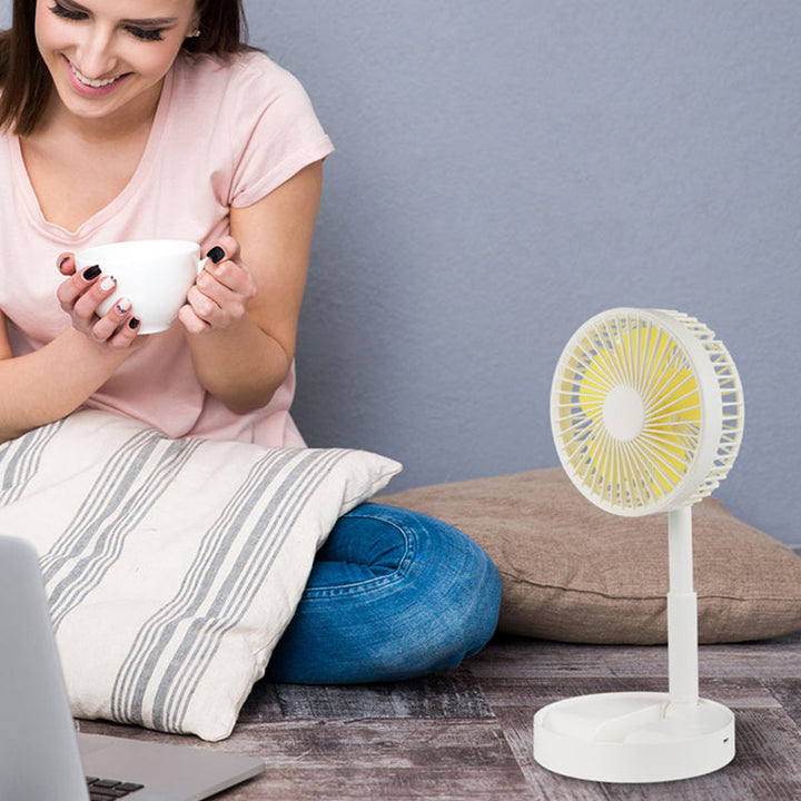 Mini fan with foldable telescopic phone holder | Stornfield