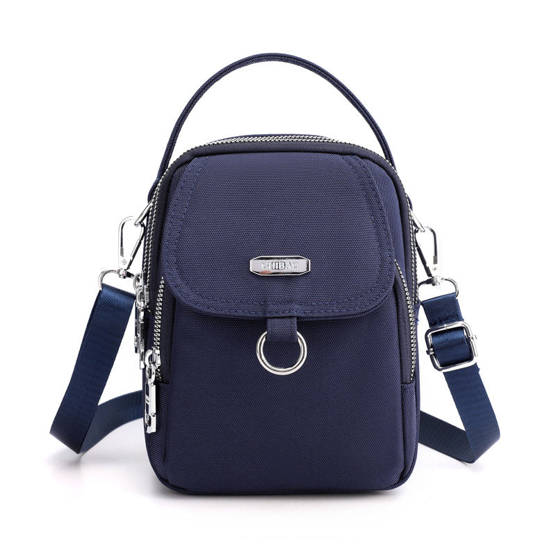 Lightweight waterproof shoulder bag with multiple pockets | Stornfield