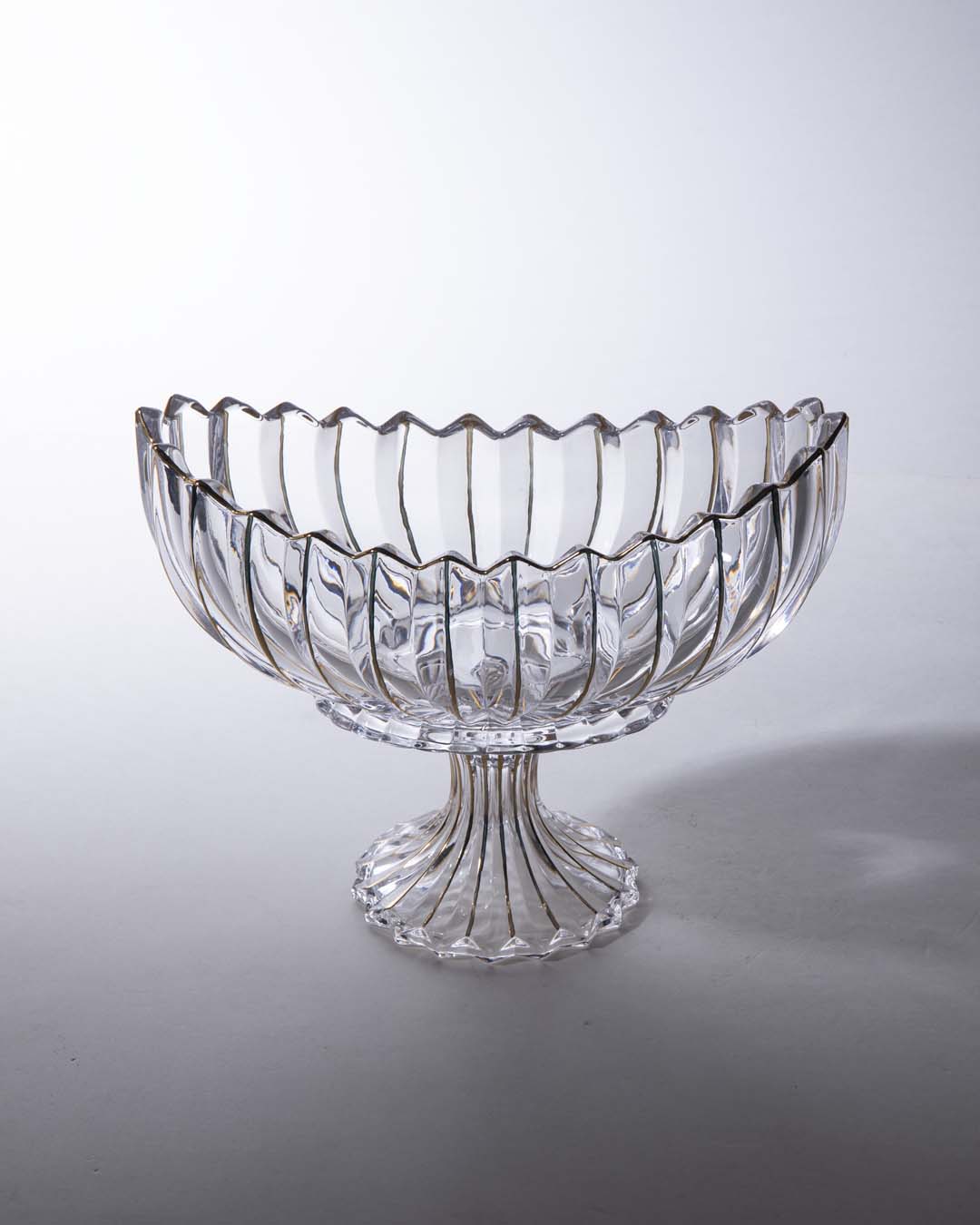 Stornfield | Lotus-shaped crystal glass decorative bowl