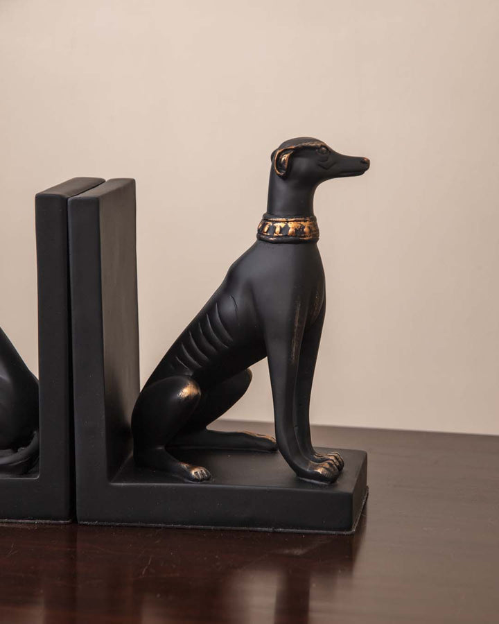 Stornfield | Watchdog-shaped Book Holder - Black
