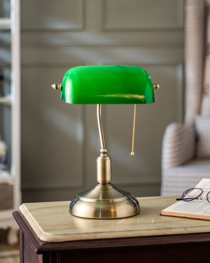 Stornfield | Classic Banker's Lamp