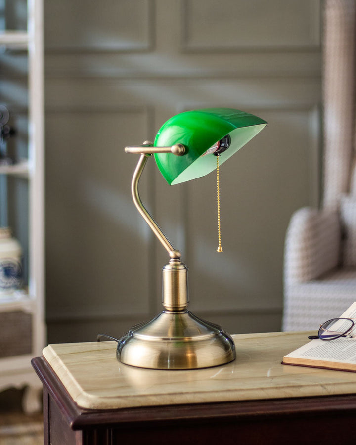 Stornfield | Classic Banker's Lamp