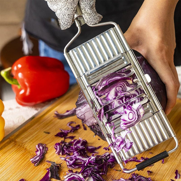 Multifunctional vegetable cutting tool | Stornfield
