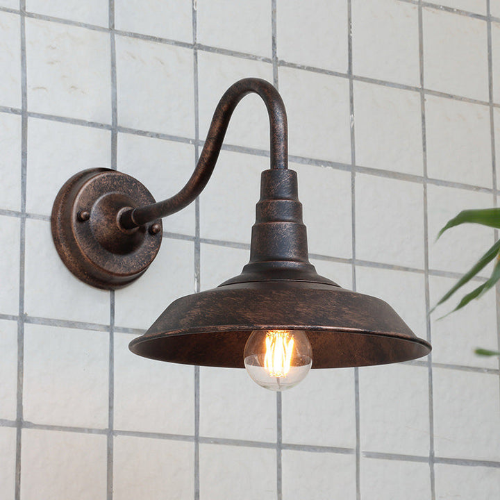 Stornfield | Noctura Classic Wall Lamp | Vintage Design | Iron Frame with Round Glass Lampshade | 1-Light Dining Room Lighting