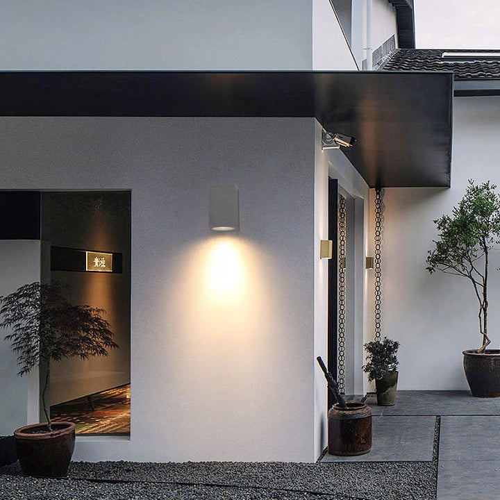 Contemporary Industrial Rectangular Aluminum 1-Light Outdoor Wall Sconce Lamp For Garden | Stornfield
