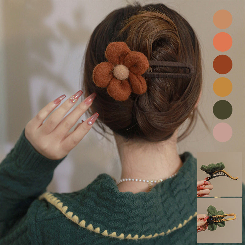 Elegant Plush Flower Hairpins Stornfield