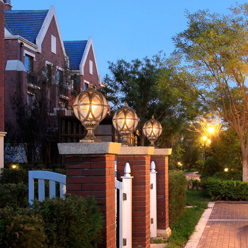 Traditional Colonial Globe Glass Aluminum 1-Light Outdoor Light For Garden | Stornfield