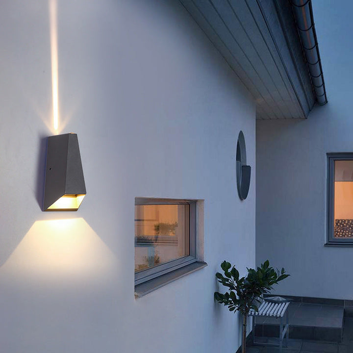 Outdoor Modern Column Geometry LED Waterproof Wall Sconce Lamp | Stornfield