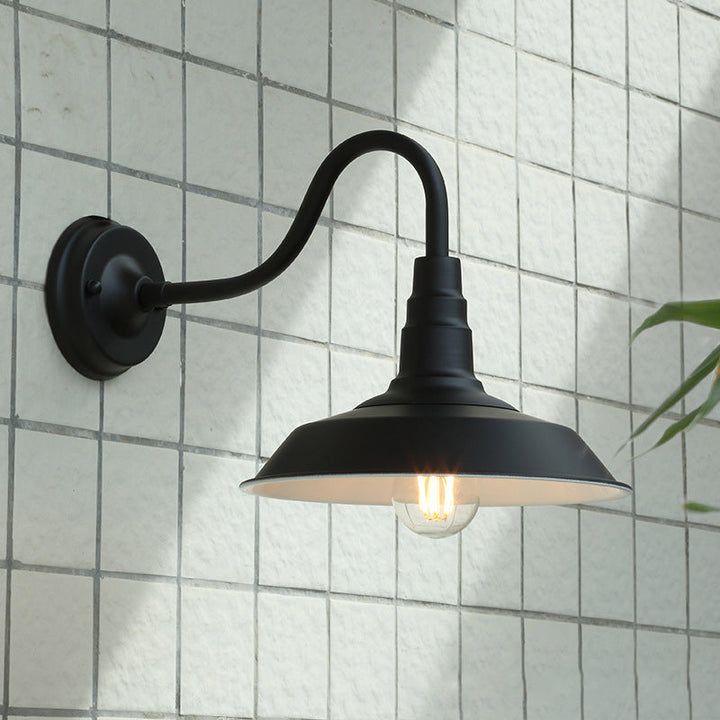 Stornfield | Noctura Classic Wall Lamp | Vintage Design | Iron Frame with Round Glass Lampshade | 1-Light Dining Room Lighting