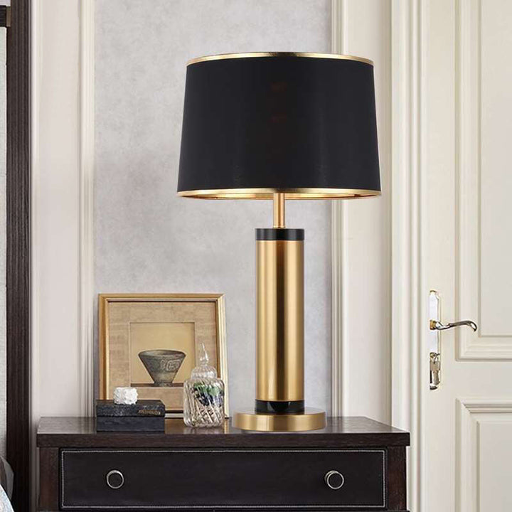 Stornfield | Lampe de table en fer cylindrique moderne et transitionnelle à 1 ampoule pour le salon