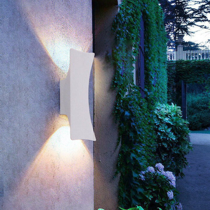 Modern Simple Rectangular Curved LED Outdoor Waterproof Wall Sconce Lamp | Stornfield