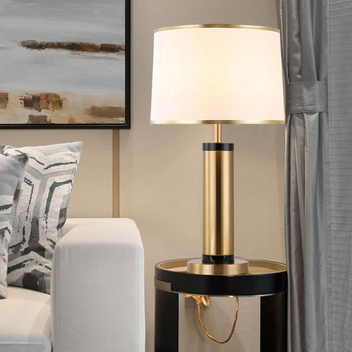 Stornfield | Lampe de table en fer cylindrique moderne et transitionnelle à 1 ampoule pour le salon