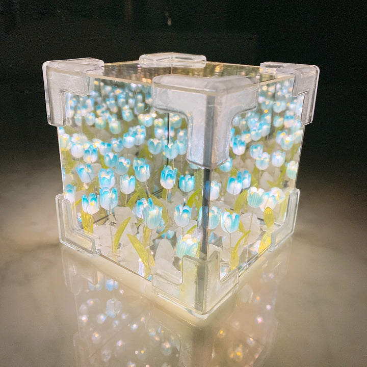 Blossom Box | Magical Tulip Light | Stornfield