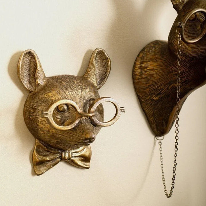 Stornfield | Tiger head resin pendant