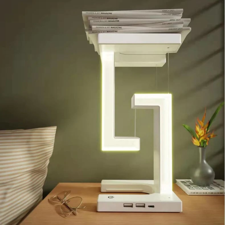Stornfield | Wireless Charger - GlowCharge - Fast Charging - Magical Room Ambiance