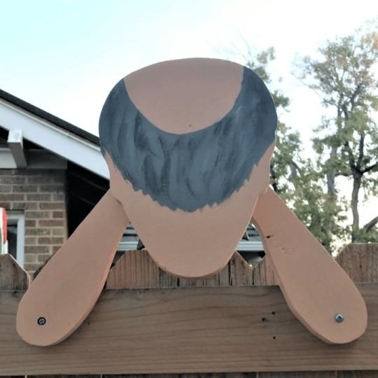 Stornfield | Fence Decoration Nosy Old Man and Lady Garden Yard Art