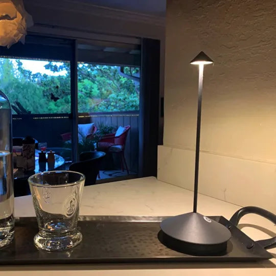 Stornfield | Cordless LED Table Lamp – Pure Light