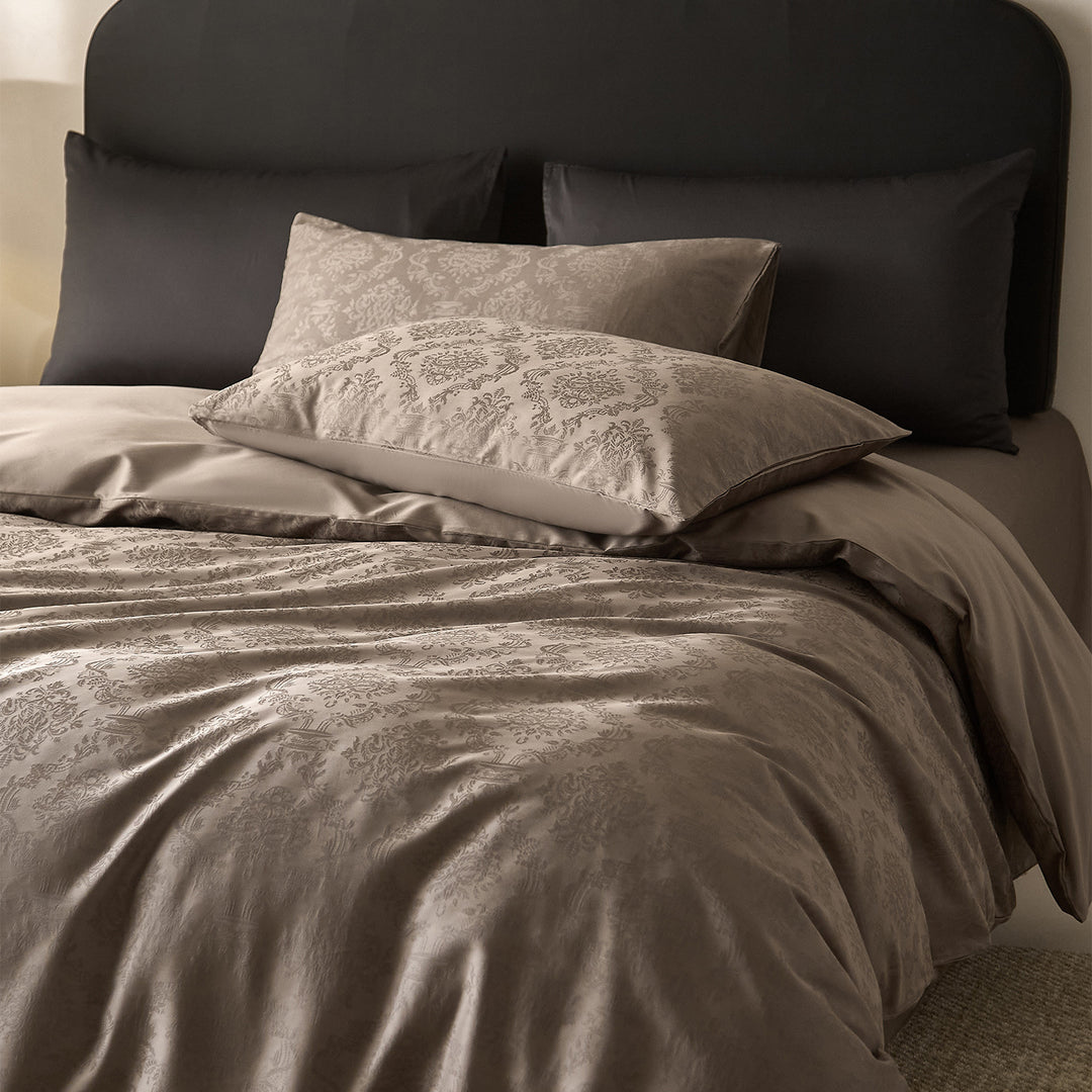 Bedding set made of 100s long staple cotton, 3–4 piece