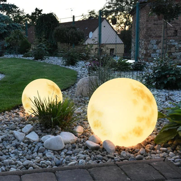 Magical Moonlight Garden Lamp - LunaGlow | Stornfield