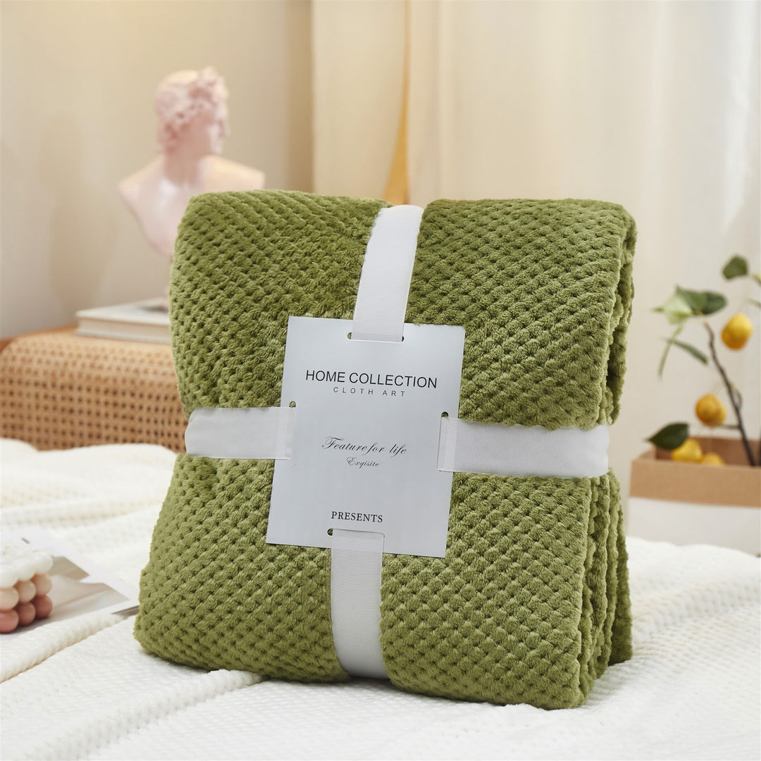 Fluffy flannel blanket with waffle structure