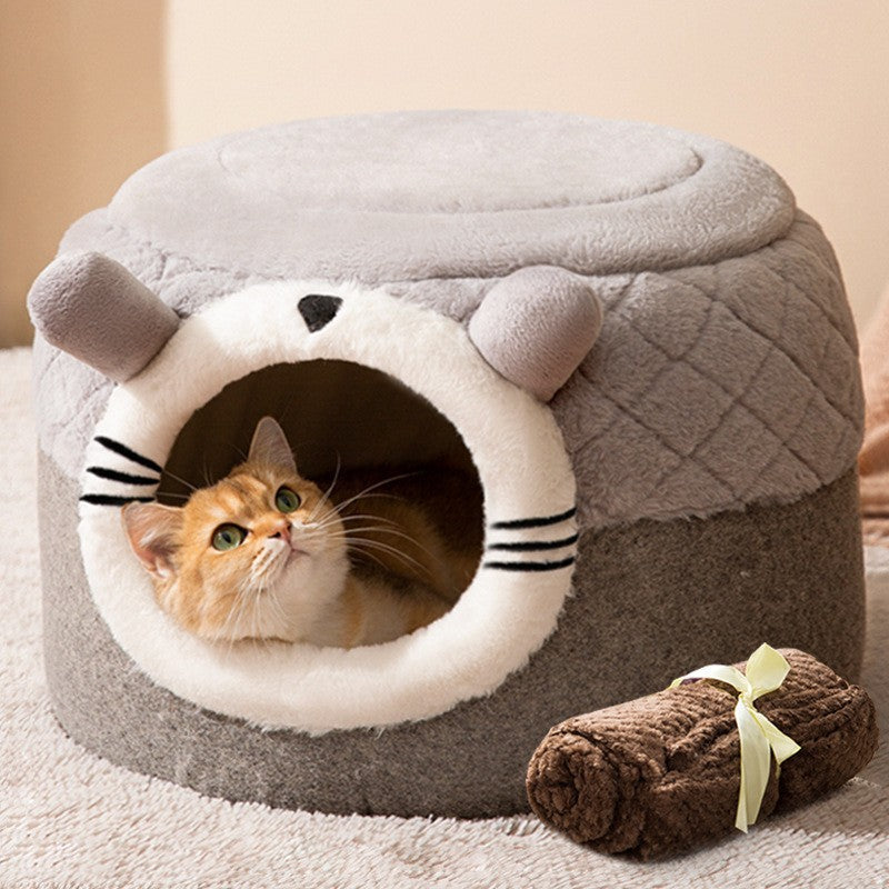 Closed pet bed, removable and washable