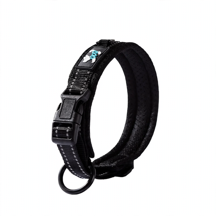Fabric collar for dogs, adjustable and durable