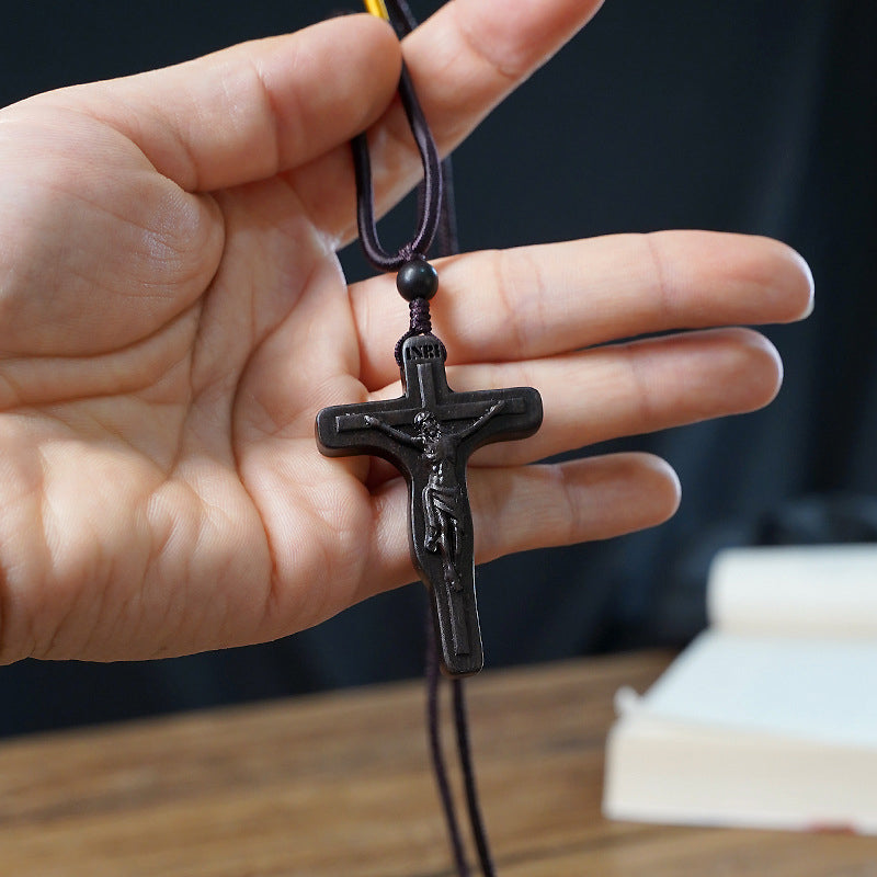 Stornfield | Pendentif Croix de Jésus en Bois