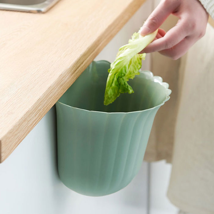 Hanging Trash Can, Kitchen Waste Bin for Cabinet Door | Stornfield
