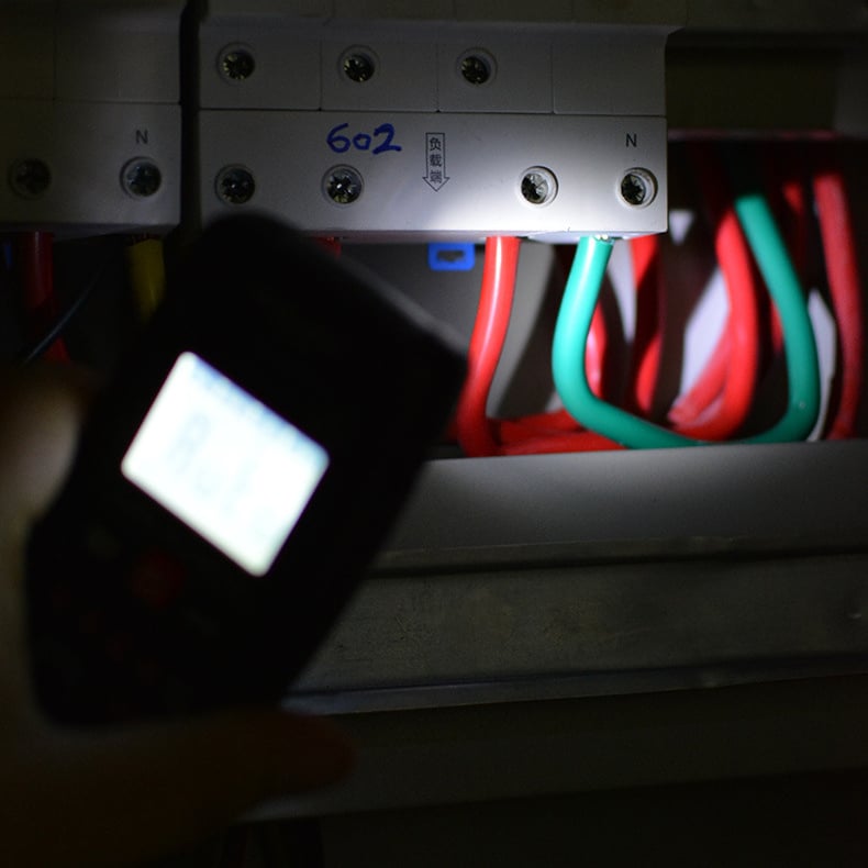 Improved EBTN LCD Multimeter Easy Reading and Measuring | Stornfield
