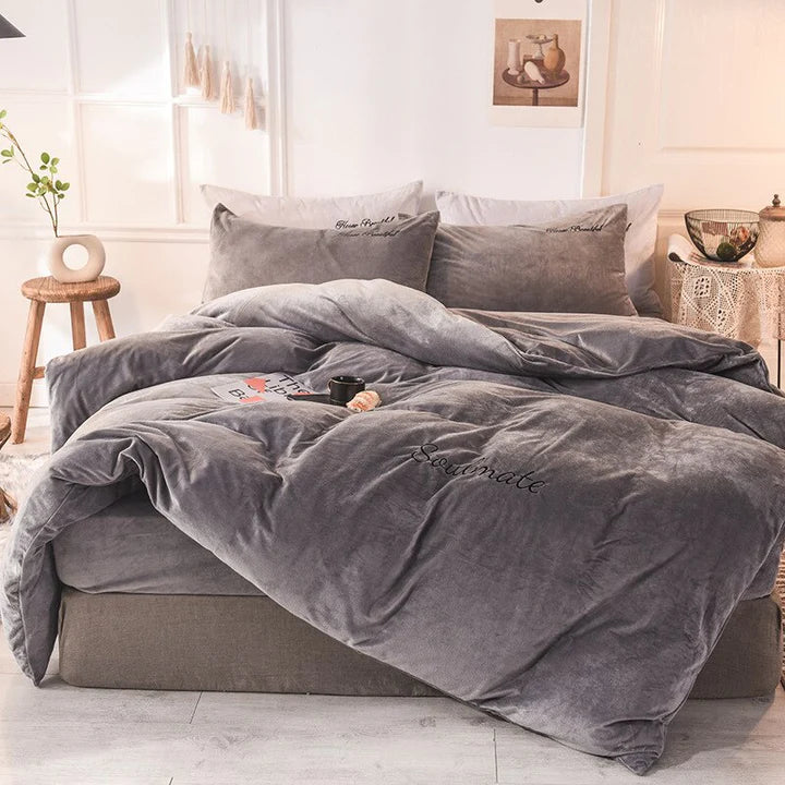 Stornfield | Bedding - Cozy fleece bedding for an unparalleled sleeping experience