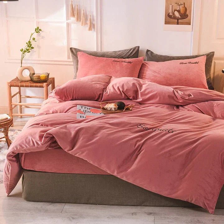 Stornfield | Bedding - Cozy fleece bedding for an unparalleled sleeping experience