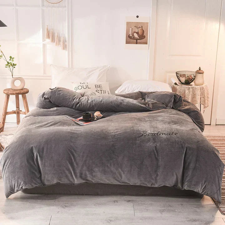 Stornfield | Bedding - Cozy fleece bedding for an unparalleled sleeping experience