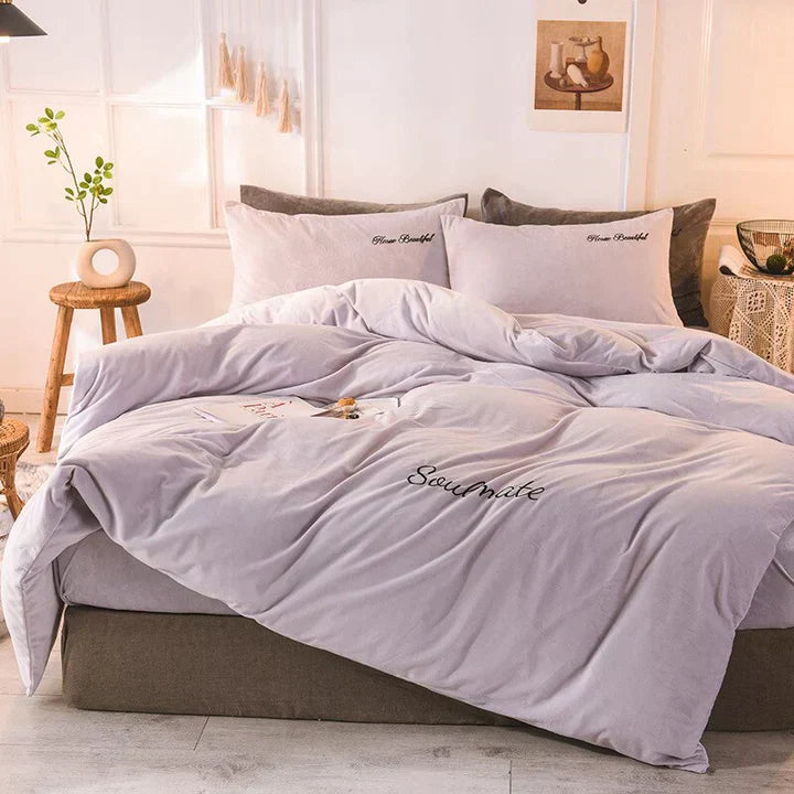 Stornfield | Bedding - Cozy fleece bedding for an unparalleled sleeping experience