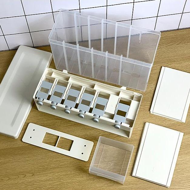 Wall-mounted Dry Food Dispenser | Stornfield