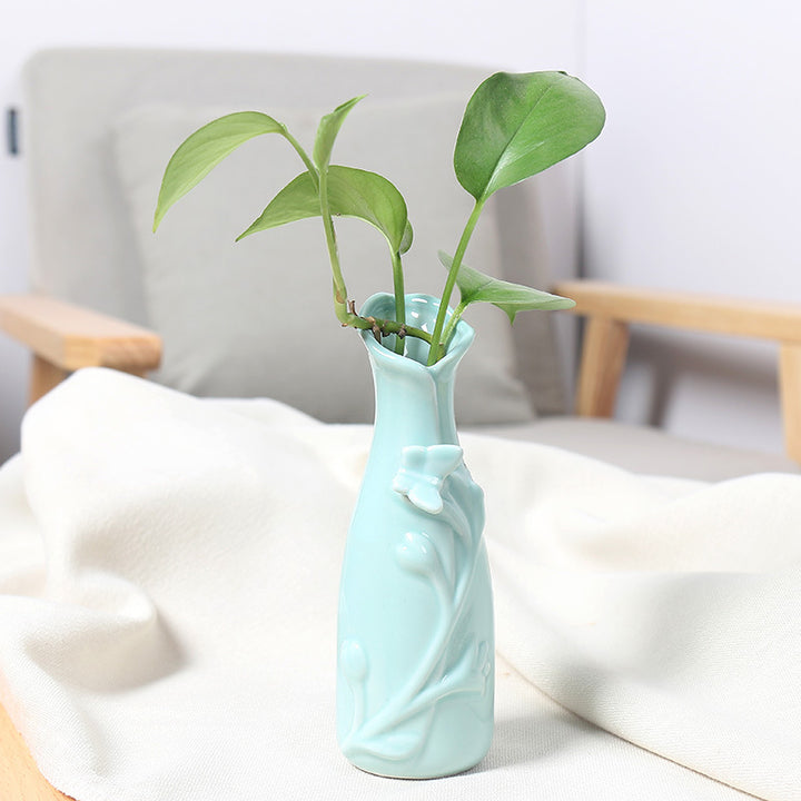 Ceramic Bud Vase Stornfeild