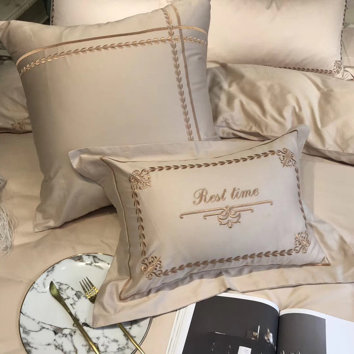 French-Style Embroidered Cotton-Sateen Duvet Cover Ensemble with Tailored Oxford Shams