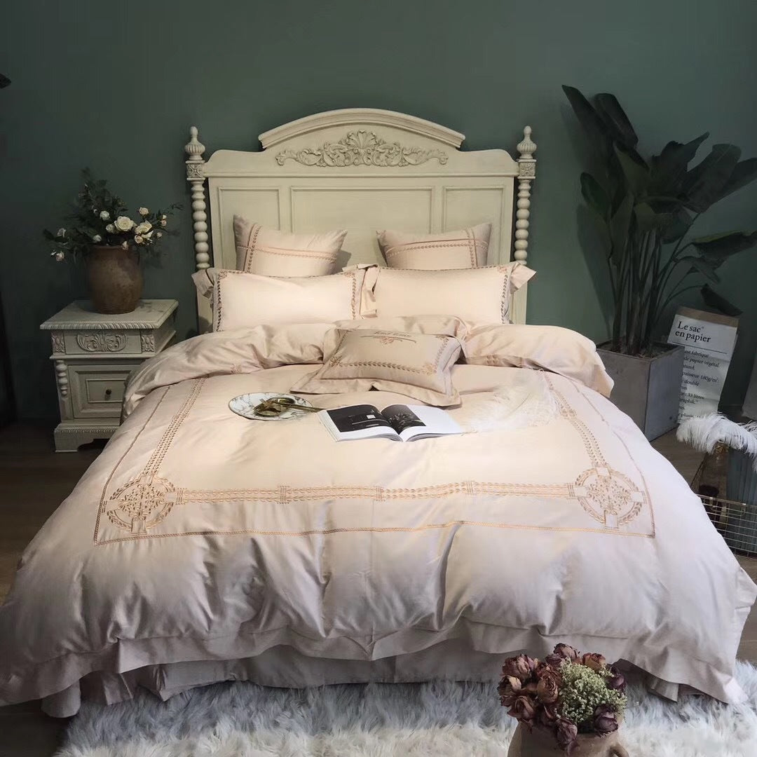 French-Style Embroidered Cotton-Sateen Duvet Cover Ensemble with Tailored Oxford Shams
