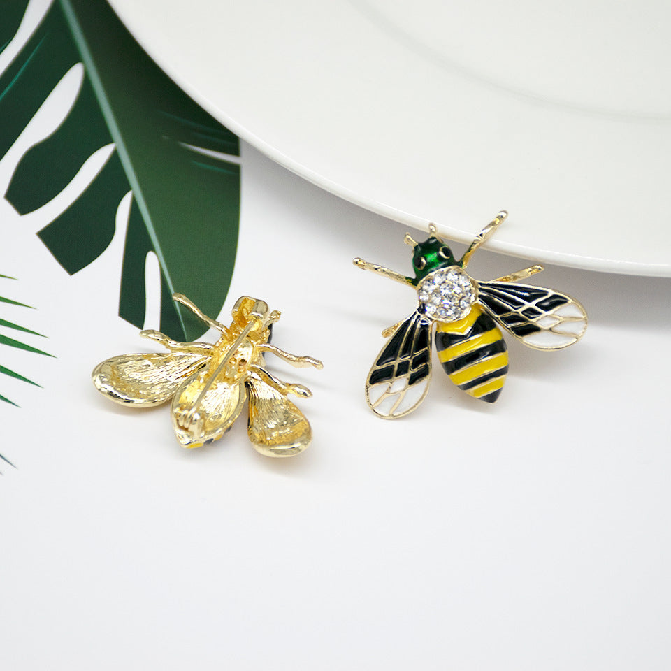 Decorative Bee-Inspired Brooch Stornfield