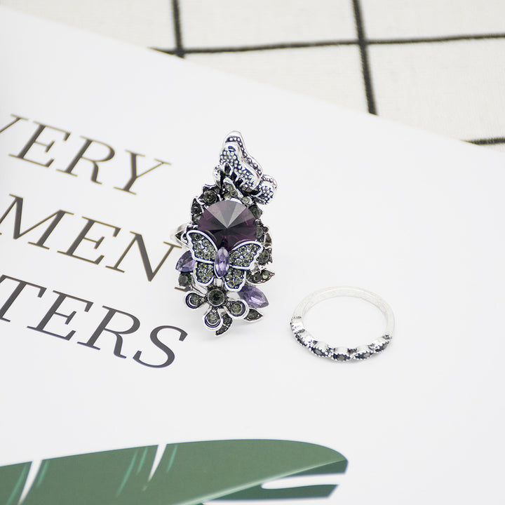Elegant Leaf-Designed Adjustable Ring Stornfield