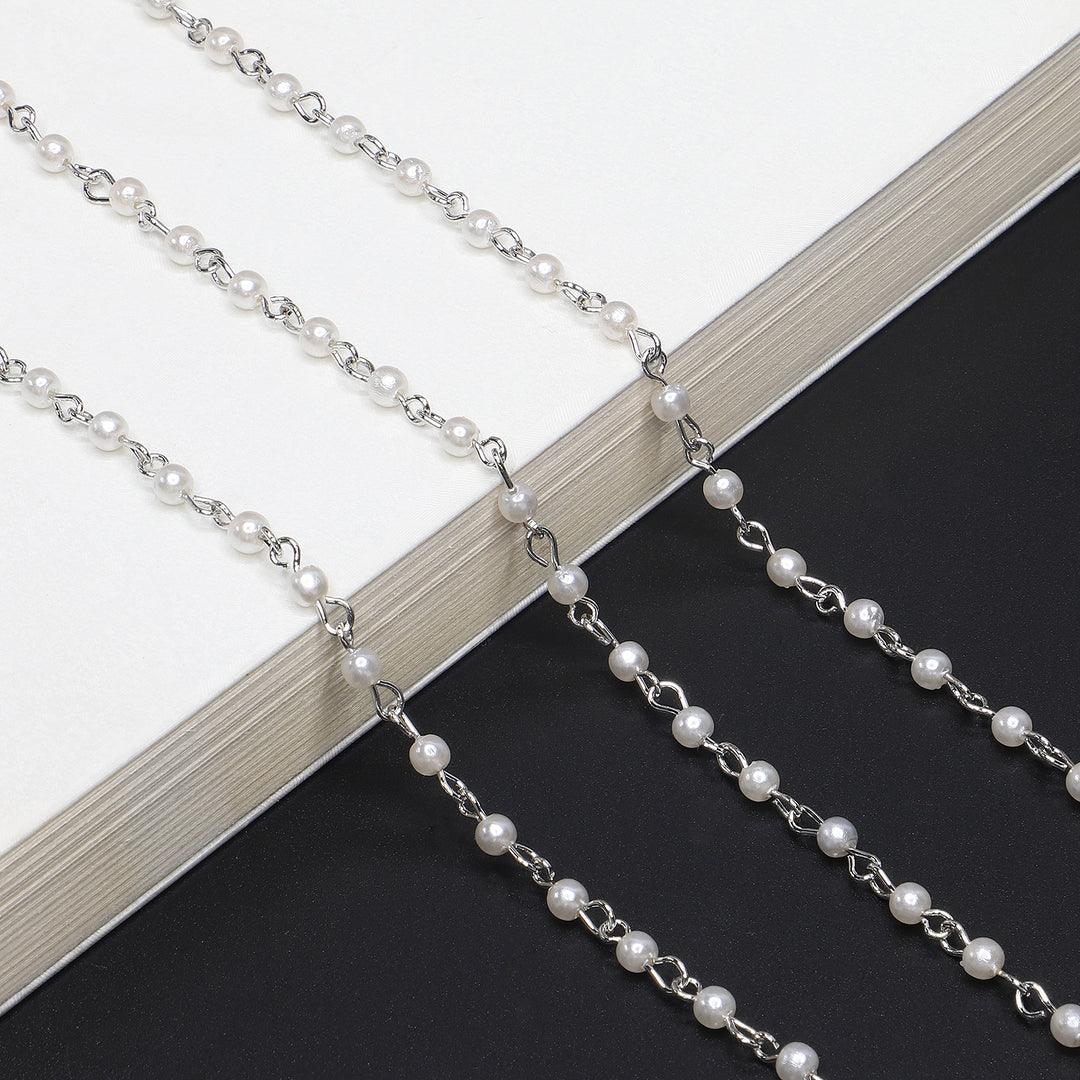 Elegant Pearl Eyewear Chain Stornfield