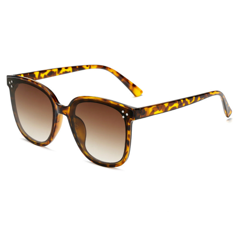 Women’s sunglasses in elegant design with high-quality UV protection lenses Stornfield