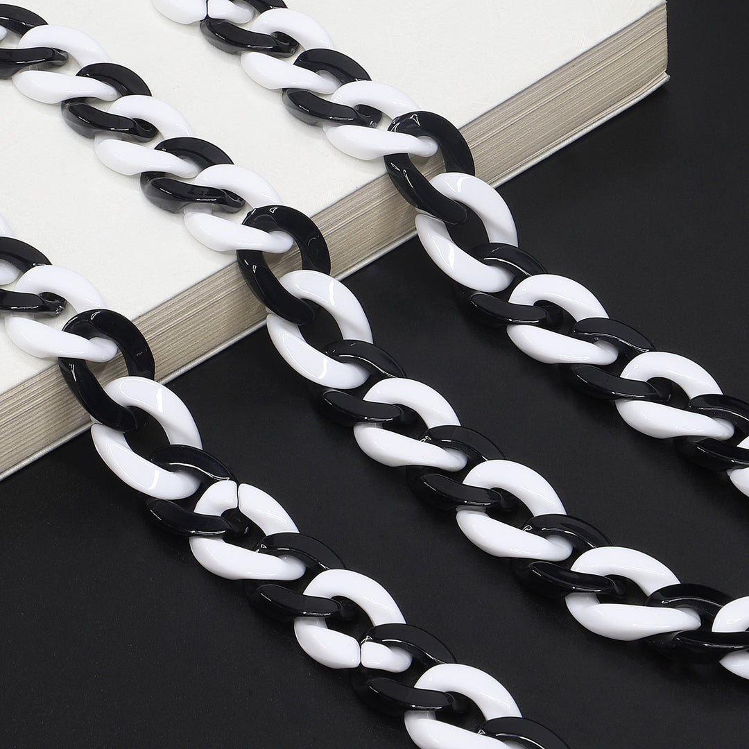 Chic Statement Eyewear Holder Stornfield