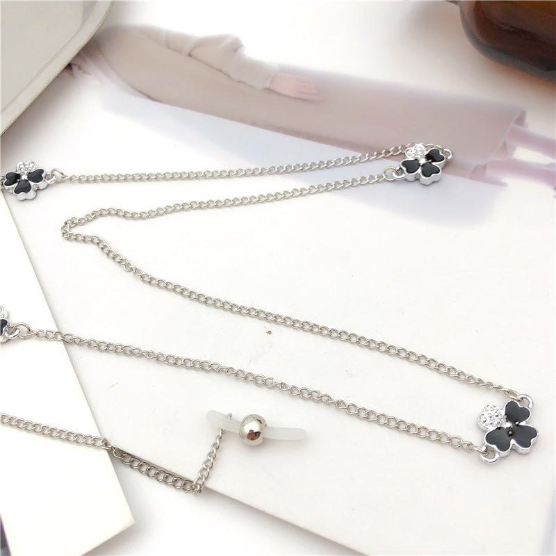 Elegant Floral Charm Eyewear Chain Stornfield