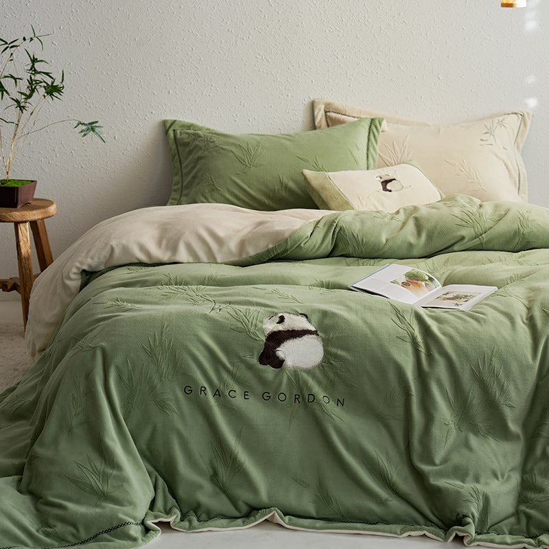Cozy milk fiber fleece bedding, panda design