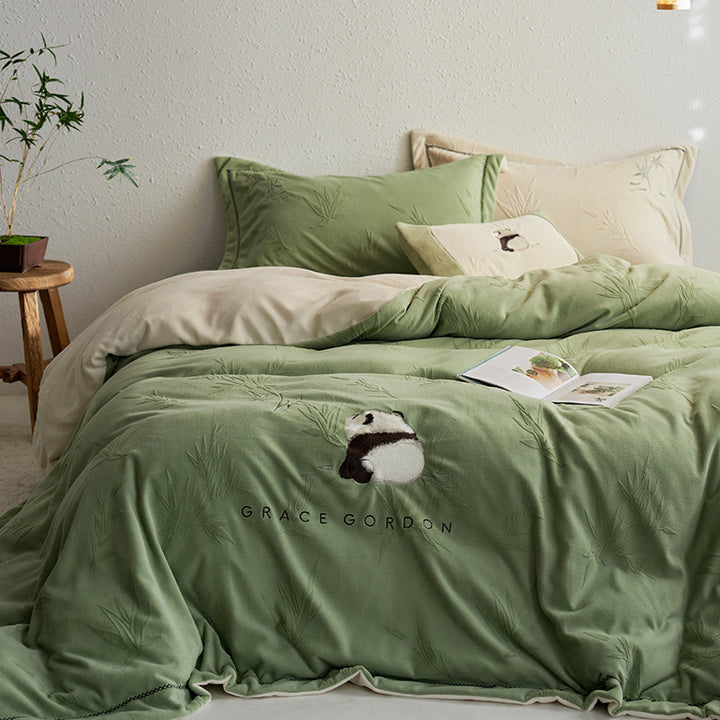Cozy milk fiber fleece bedding, panda design