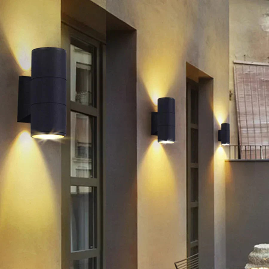 Aluminum Outdoor Wall Lamp with LED - Modern Lighting for Garden and Terrace | Stornfield